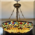 DL01. Tiffany style slag glass hanging light. 